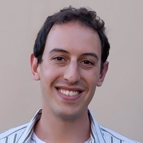 Alex Rosemblat CHIEF MARKETING OFFICER