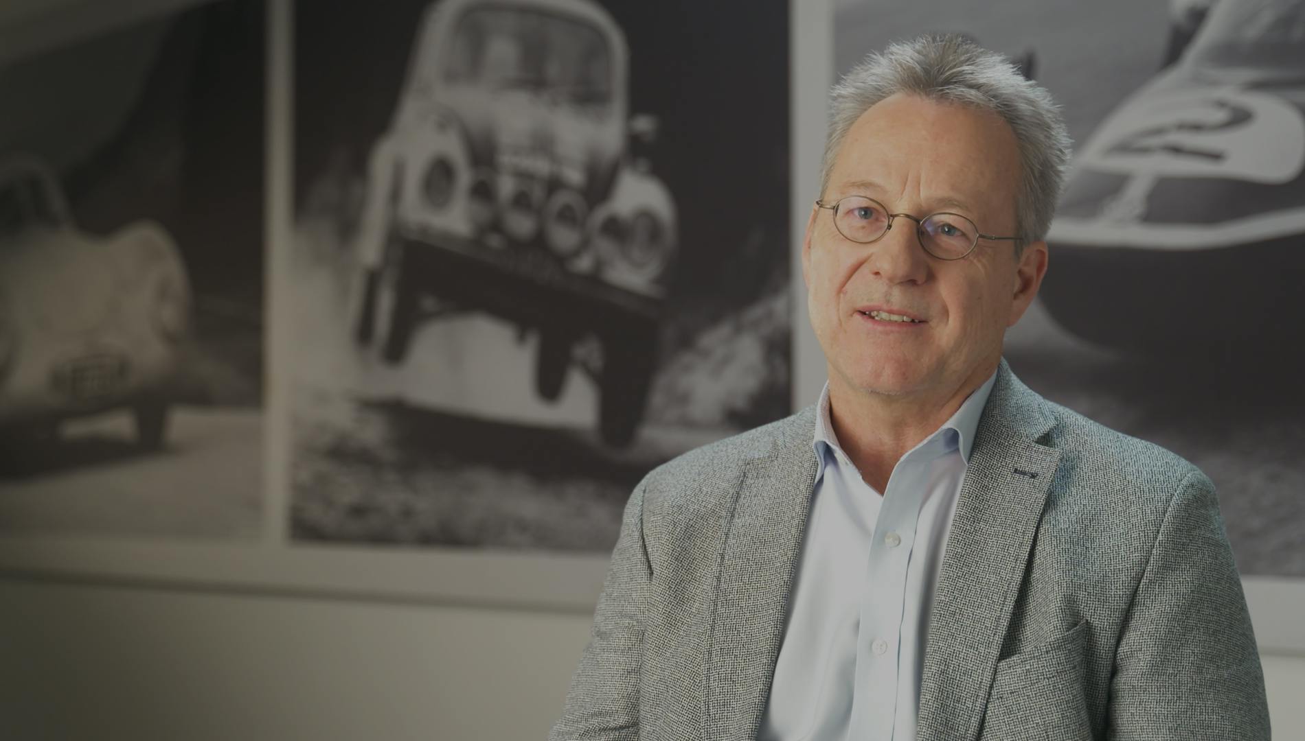customers/carousel-featured-image/porsche-informatik.png